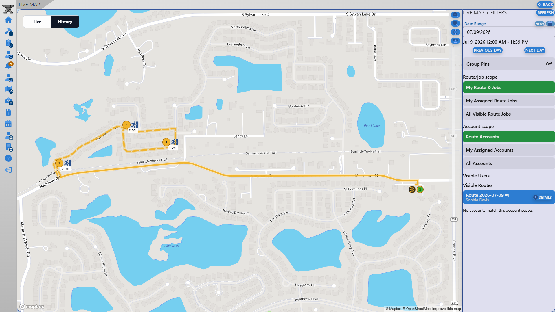 FlowForge live map showing technician locations and route progress
